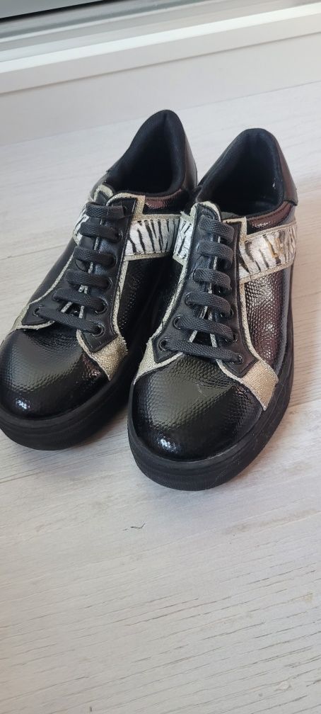Sneakersy LIU JO rozm. 35