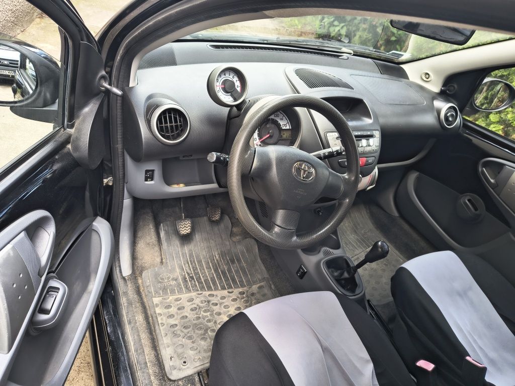 Toyota Aygo 1,0 benzyna -klima , 5 drzwi