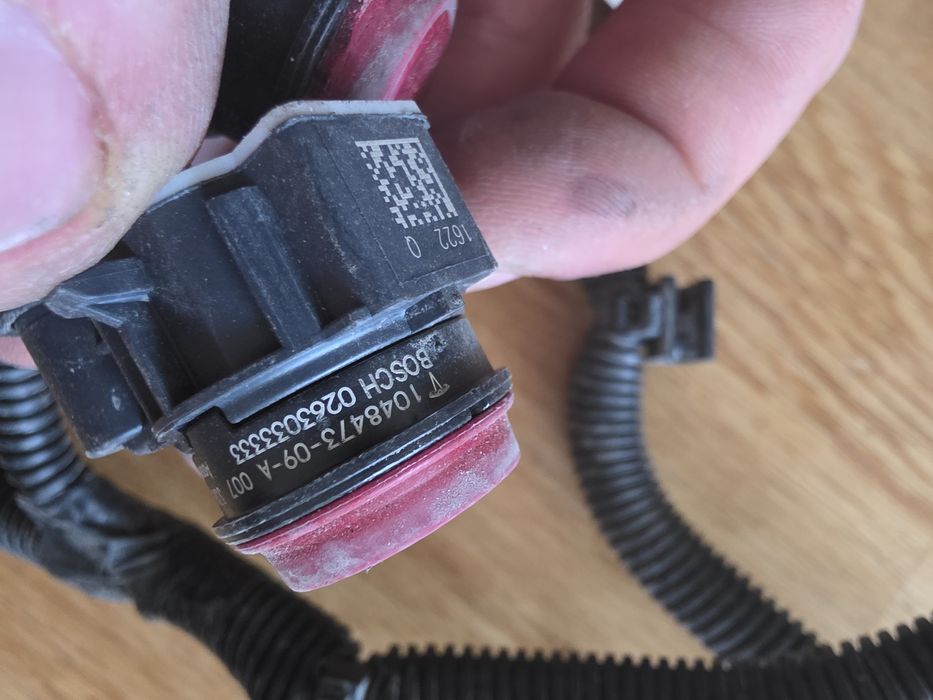 Проводка заднего бампера с партрониками TESLA Model S