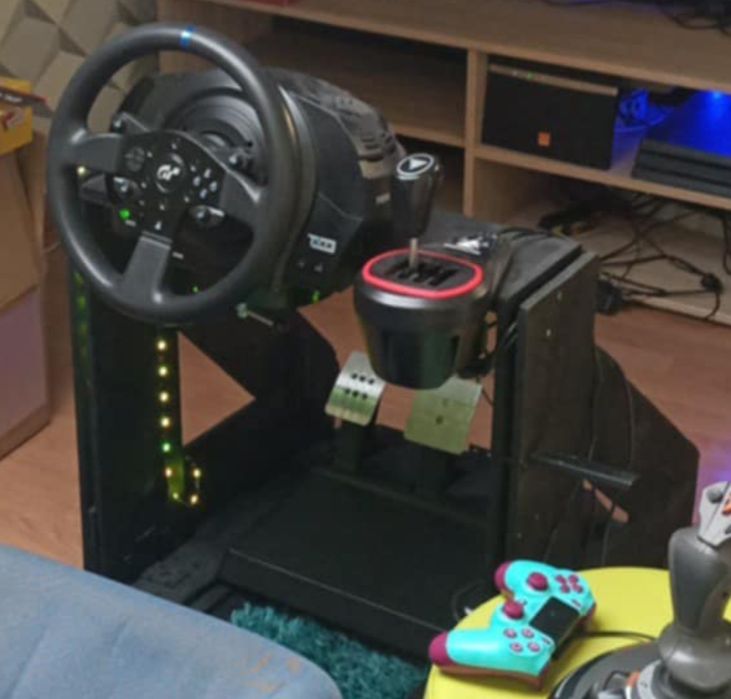 Stelaż drewniany SIMRACING symulator