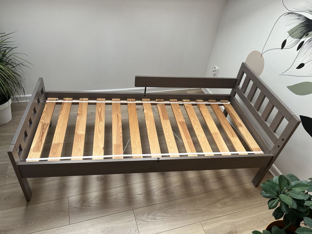 Sprzedam łóżko dziecięce marki Ikea