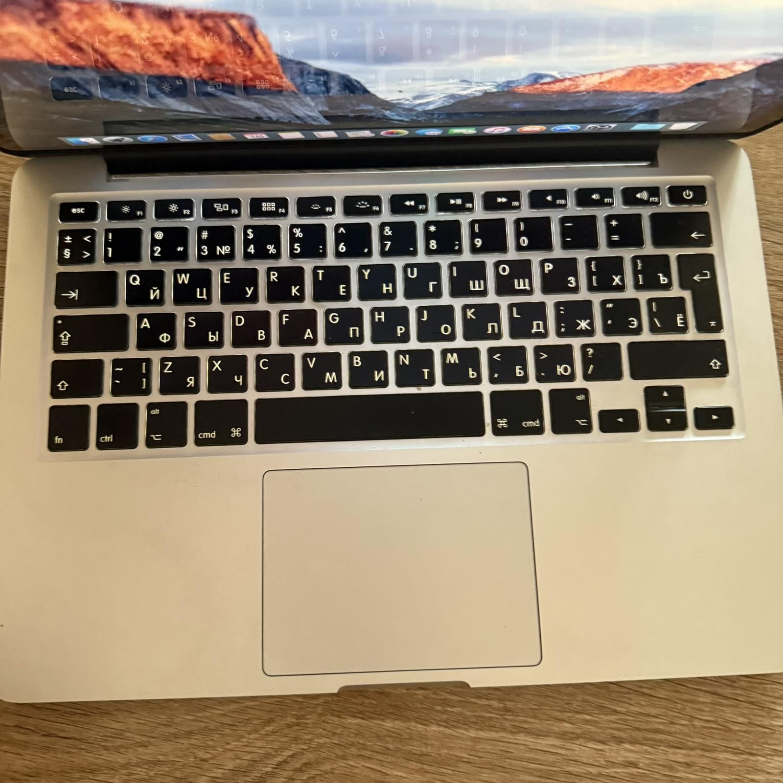 Macbook Pro 2017  a1502 в рабочем состоянии