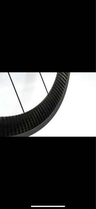 Mavic Carbone SL 700cc koło szosowe przód