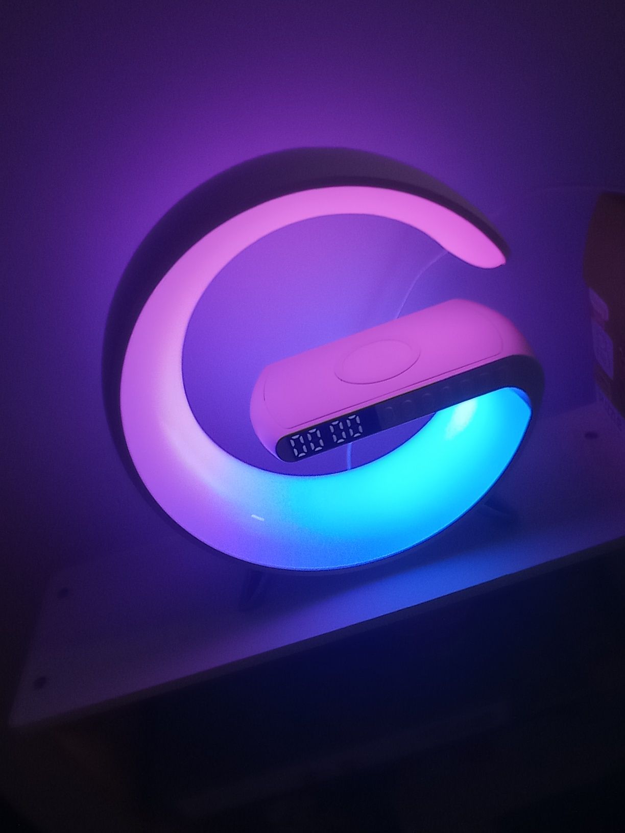 Światło, lampka, głośnik usb c, bluetooth