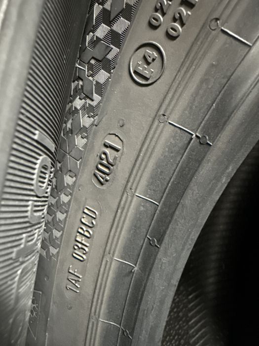 215/55 r17 Continental 4шт