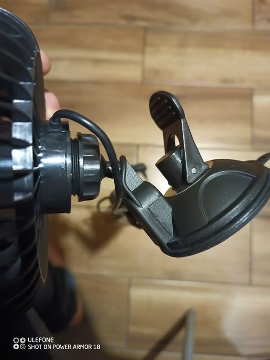 Nowy wiatrak samochodowy 12v i 24v