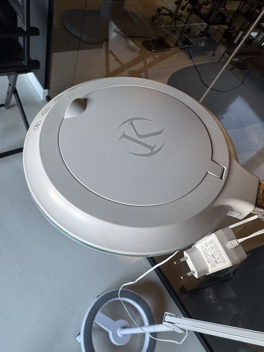 Lampa kosmetyczna kazaro