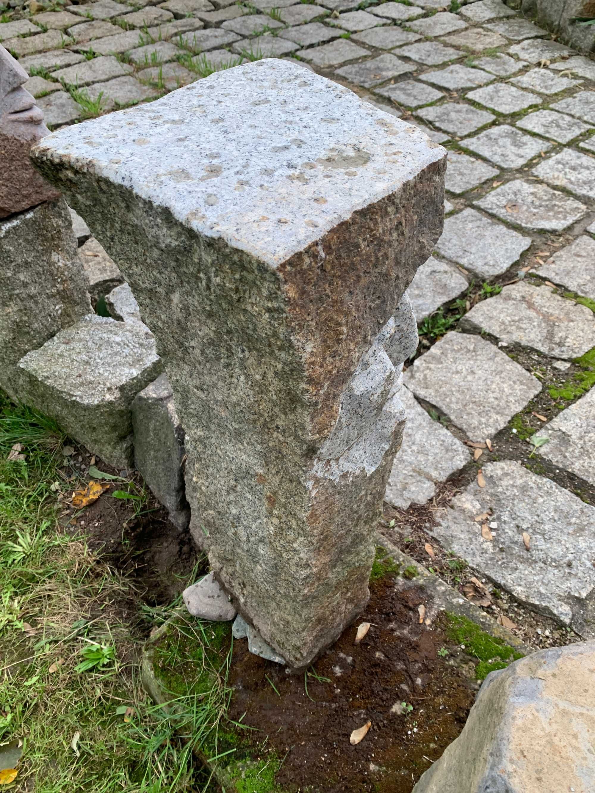 słupek granitowy rzeźbiony wys-od 80 cm