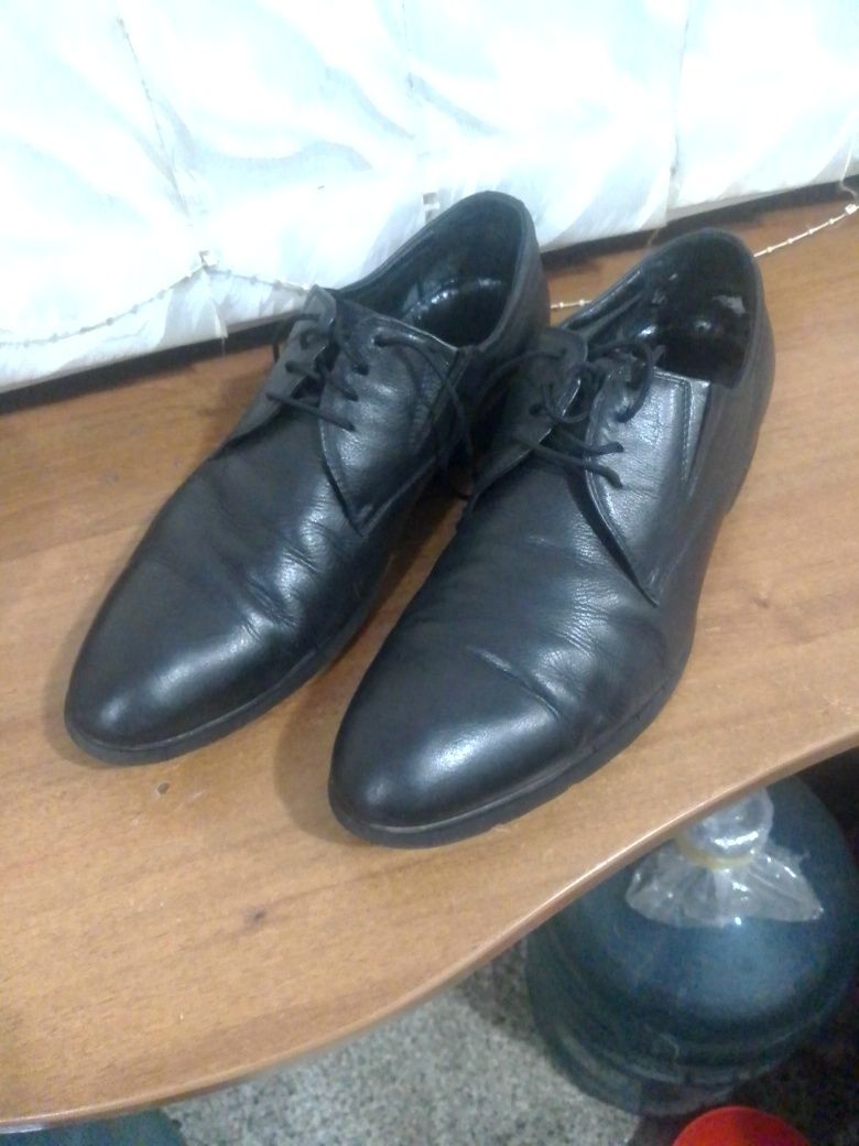 Кожанные мужские туфли , размер 42