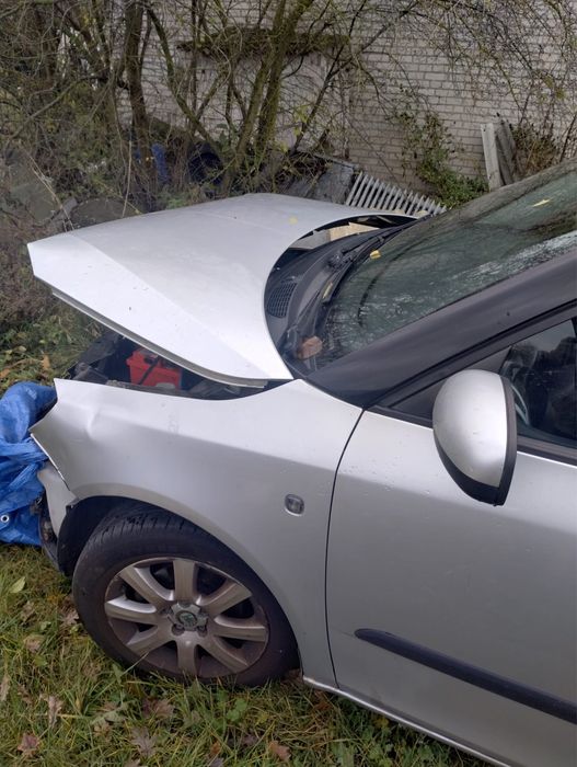 Sprzedam samochod skoda fabia II uszkodzony