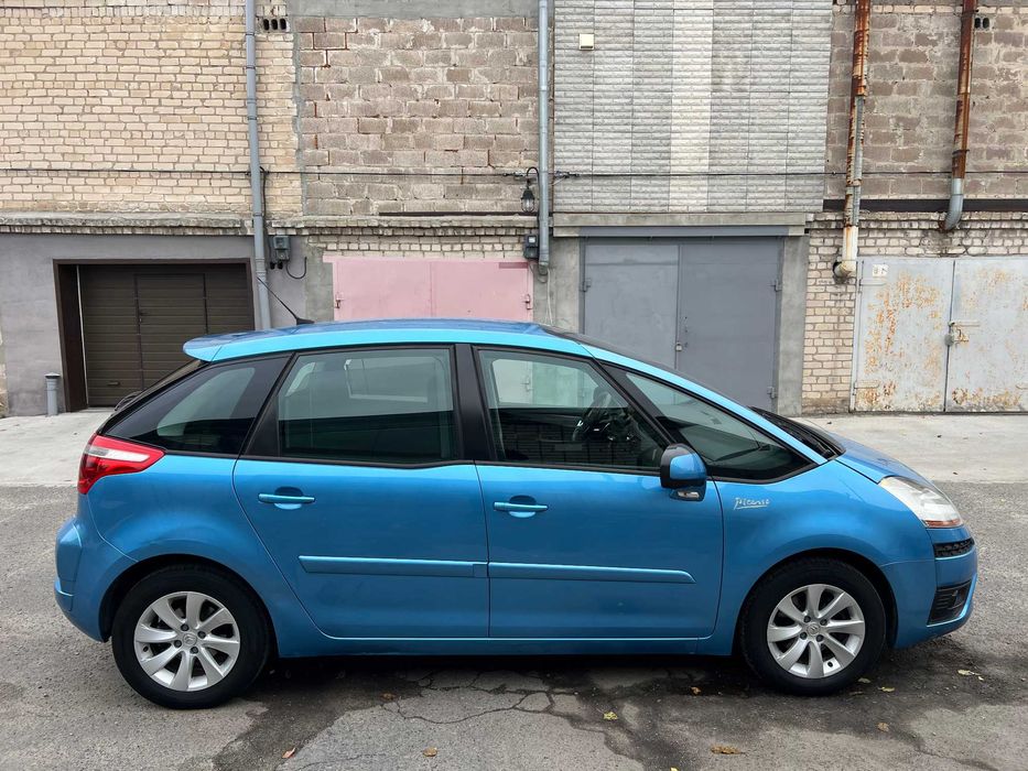 Citroen C4 Picasso 2008 I покоління (FL) • 2.0 AT (143 к.с.) • Urban