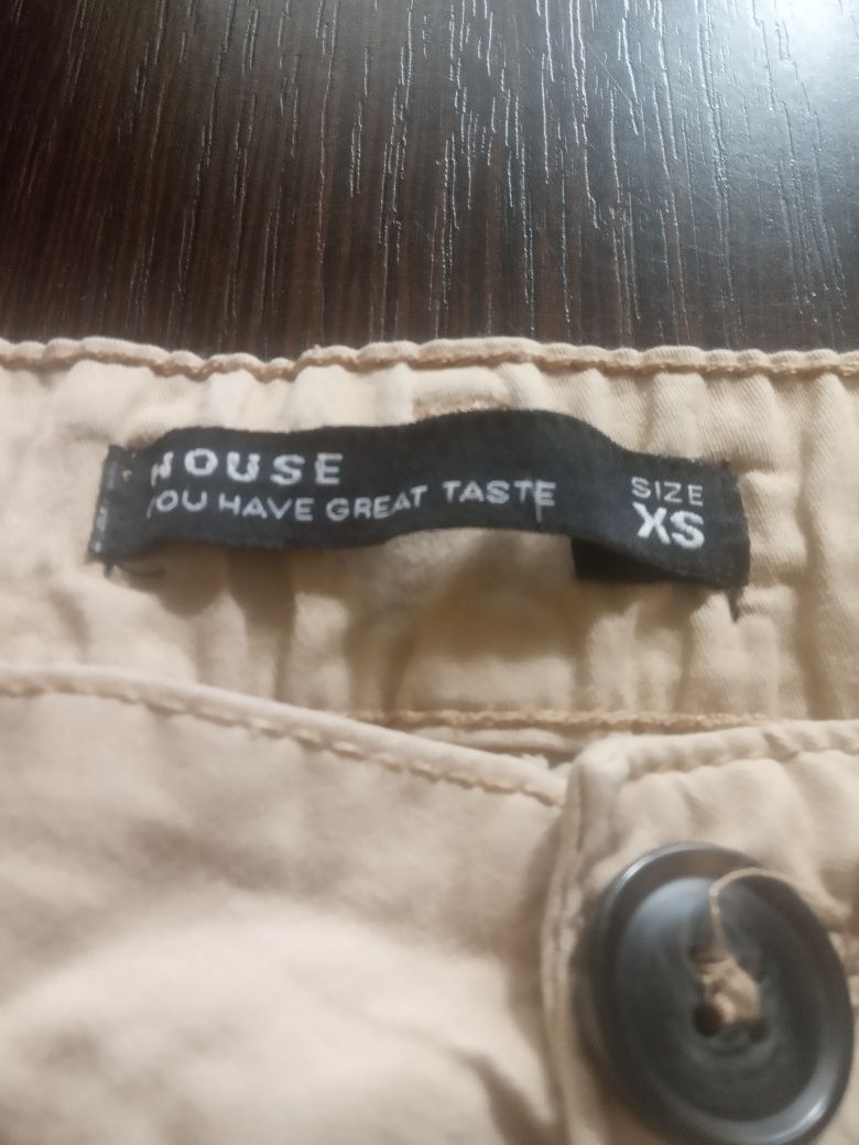 Spodnie ze ściągaczami i paskiem beżowe roz XS