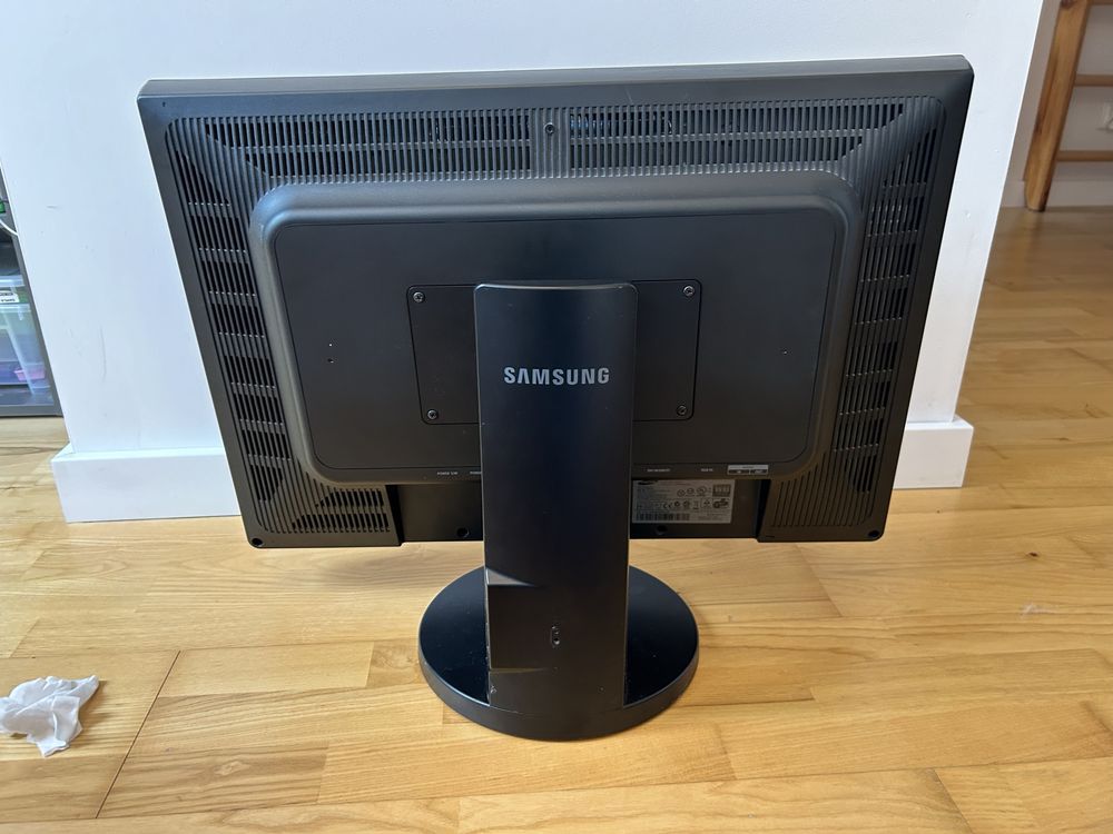 Monitot Samsung Syncmaster 2693