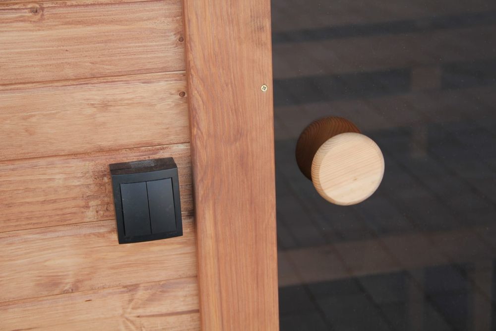 Sauna ogrodowa quadro 235 cm złożona dostępna od ręki