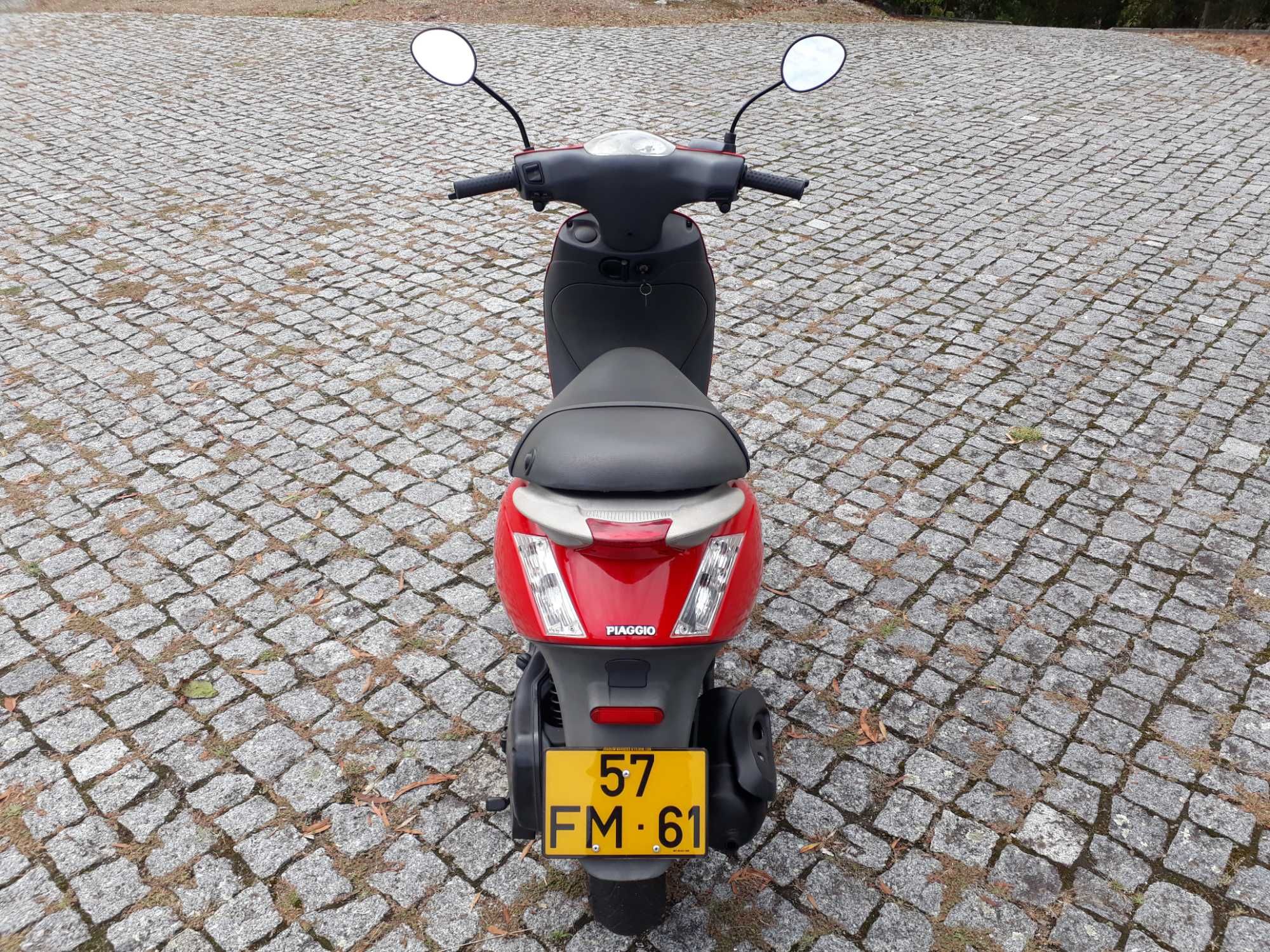 Scooter Piaggio_ZIP_50cc_4tempos