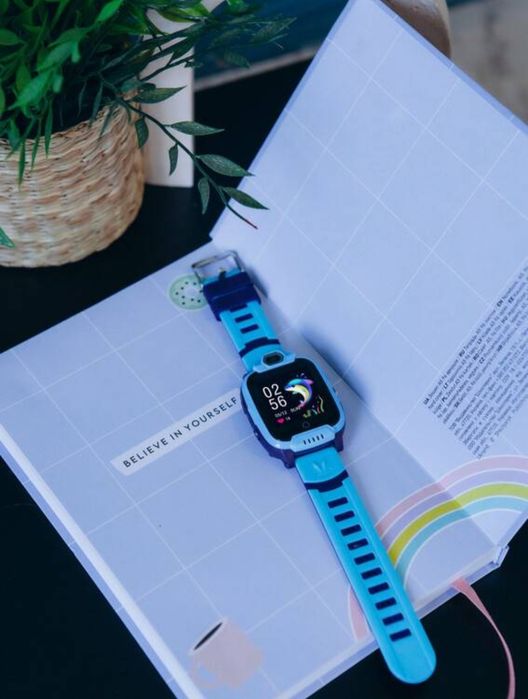 Дитячий смарт годинник