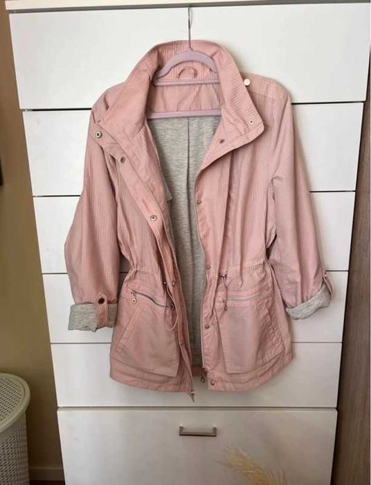 Parka jesienna pudrowa różowa pastelowa stylowa luźna kurtka oversize