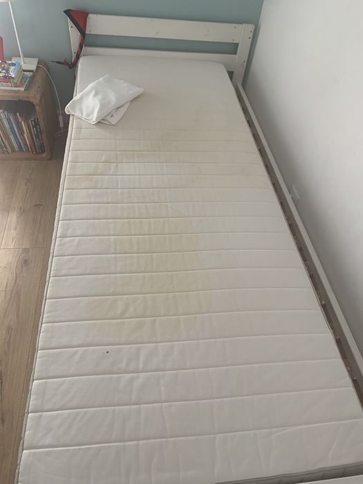 Colchão solteiro Ikea