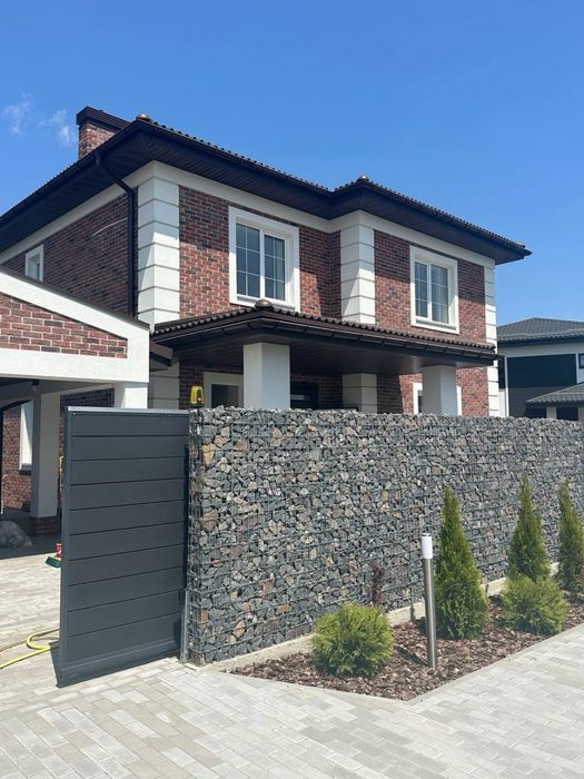 Продаж будинку з ремонтом у Крюківщині, закрите КМ, Газ