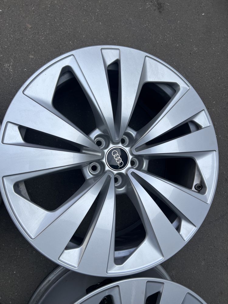 Диски Audi Q8  5x112 R19 ЕТ20 JX8,5 DIA 66.5