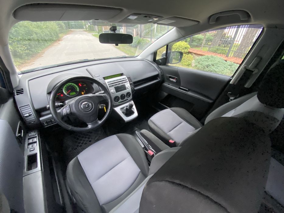 Mazda 5 maly przebieg dobry stan 7 osob