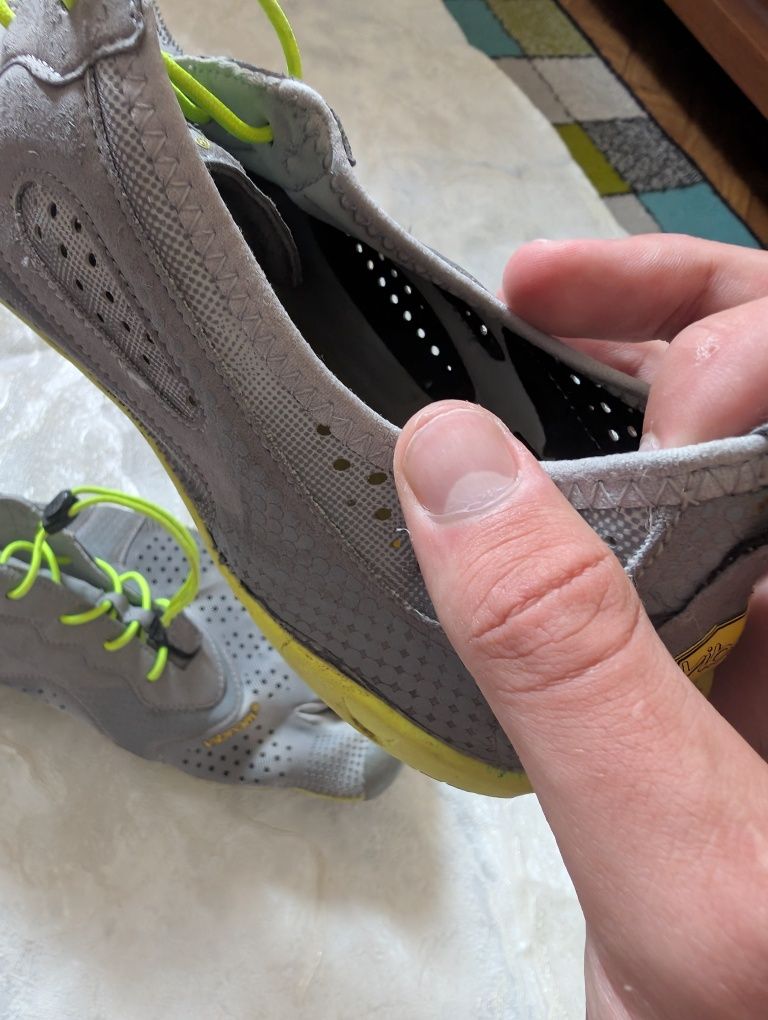 Vibram Fivefingers run 47-46 кросівки трекингові