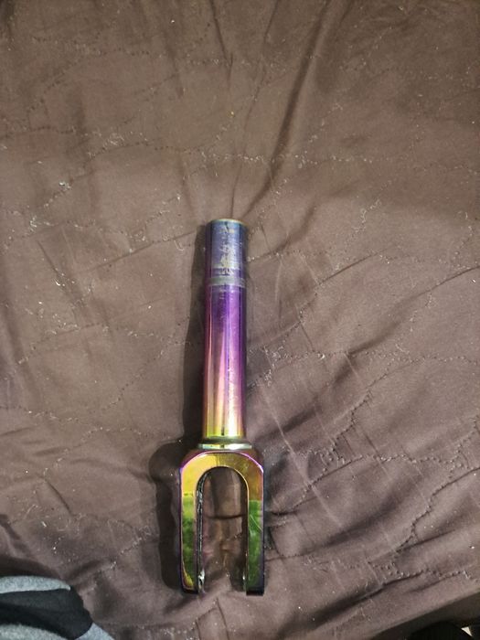 Widelec striker lux scs/hic