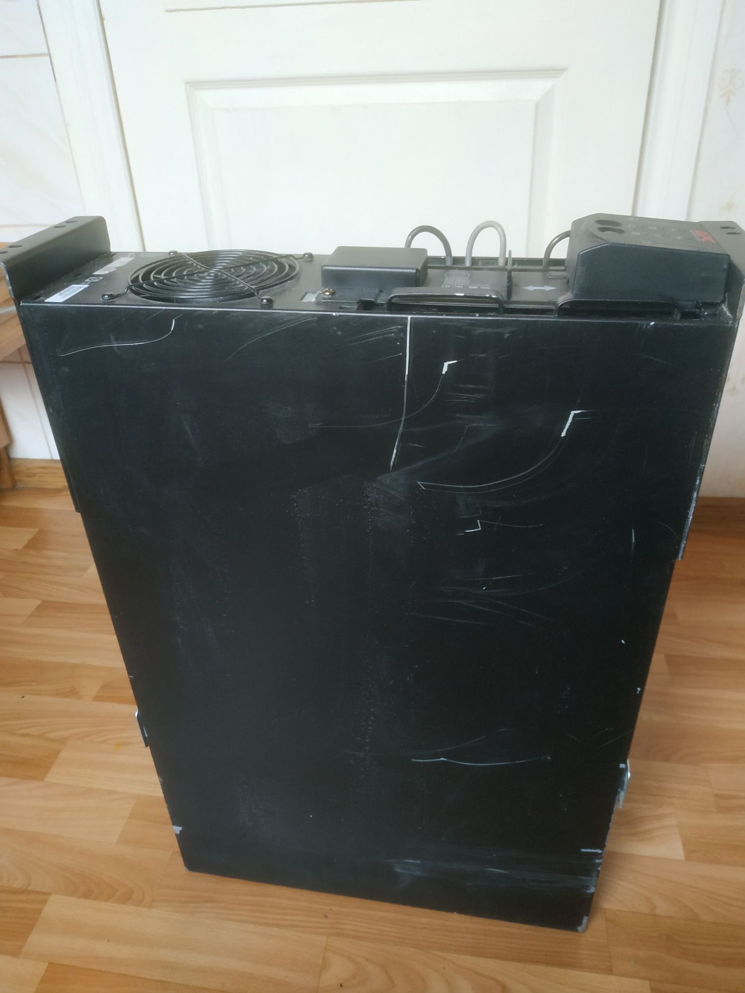 ИБП APC Smart-UPS RT 3000VA (SURT3000XLI x554)