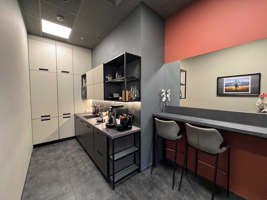 Офіс в БЦ Леонардо, метро Золоті Ворота, Театральна