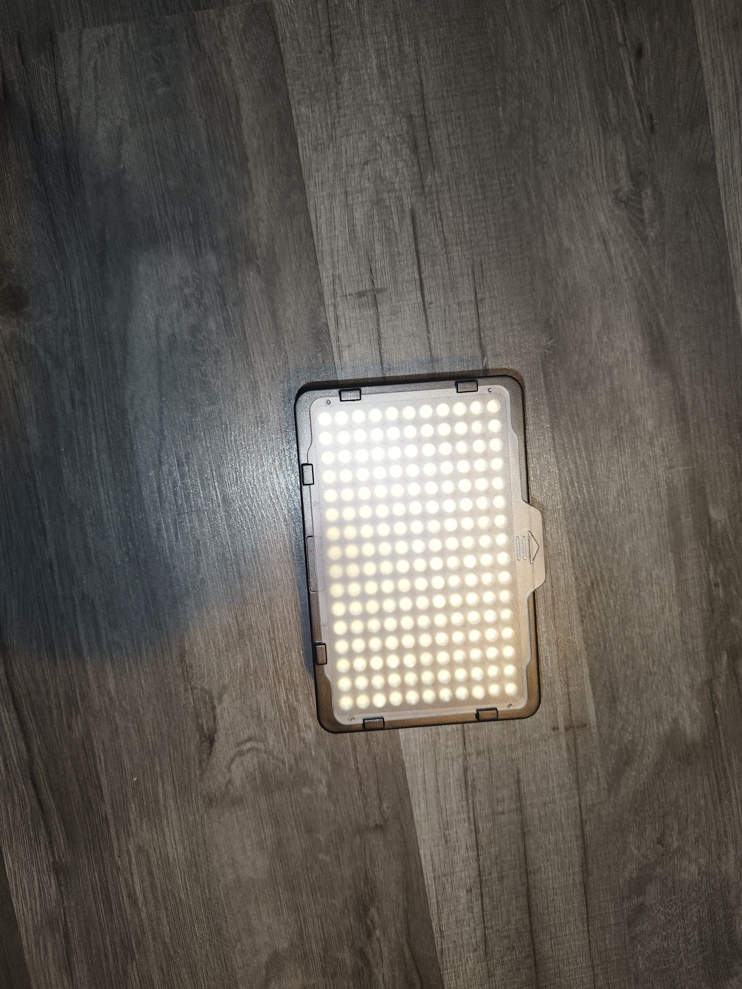 Lampa LED do oświetlenia