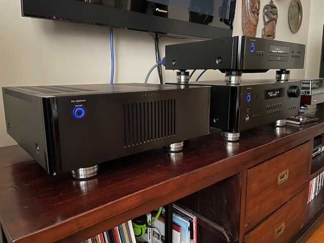Końcówka mocy Rotel RB-1582 MkII