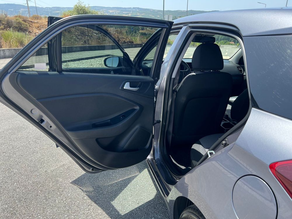 Hyundai I20 - como novo