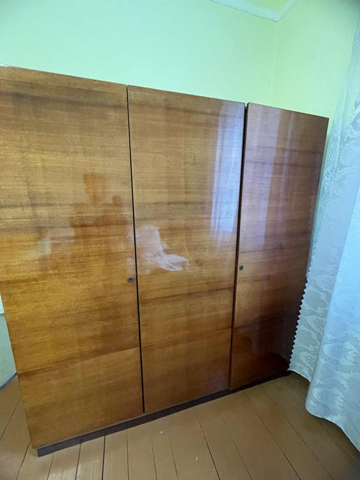 Шафа / Дерев'яна лакована шафа/ шафа 1.68 м