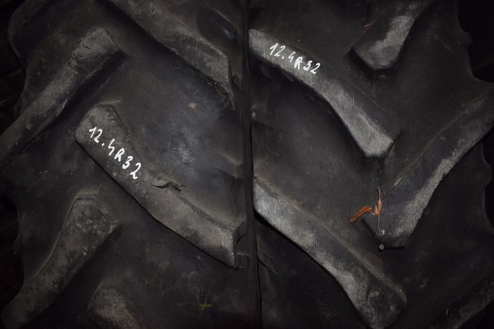 12,4 R32 opona używana