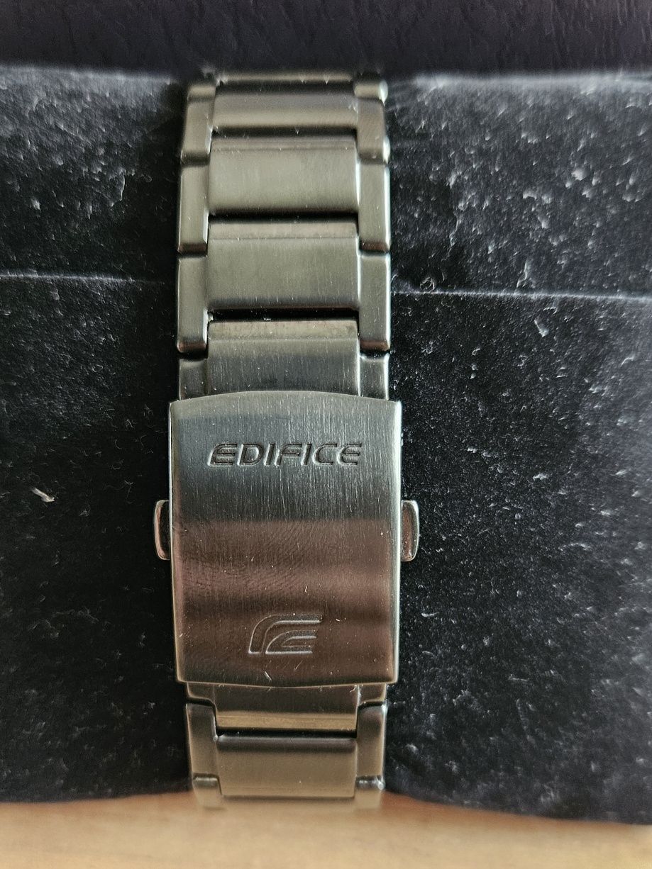 Zegarek Casio Edifice ECB-30DC-1AEF