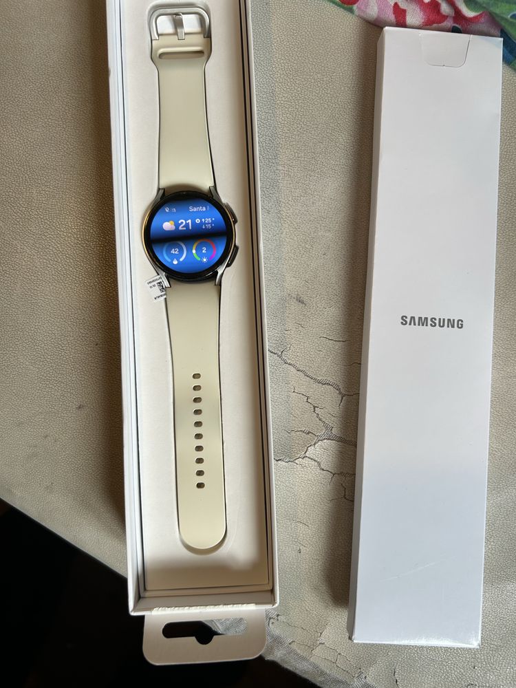 Samsung watch 6 GPS +Cellular GSM  40mm