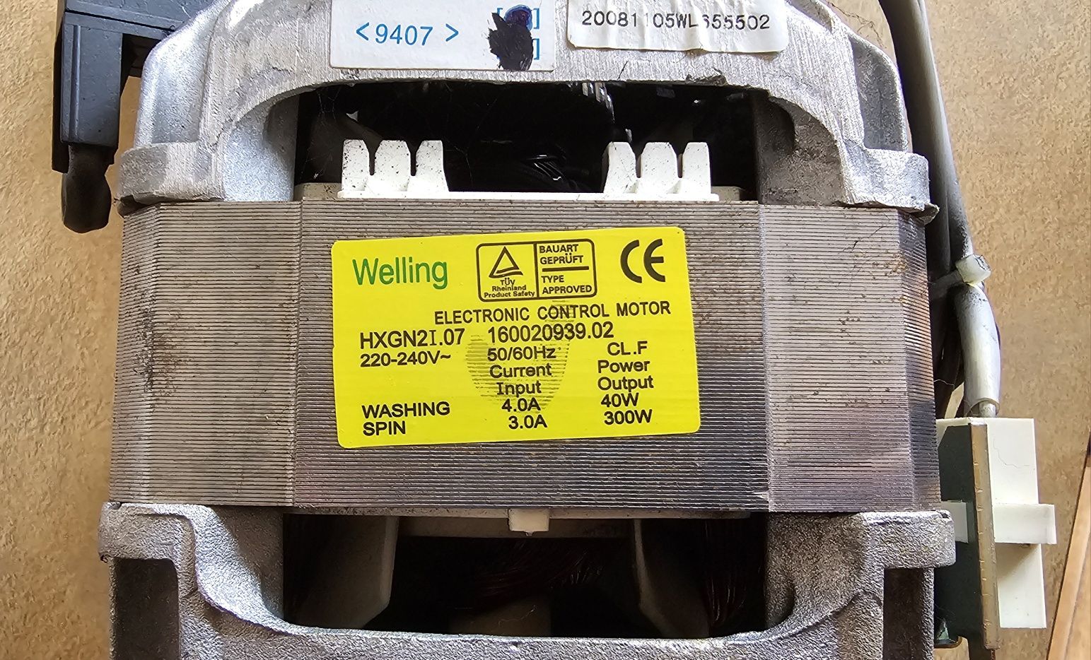 Silnik elektryczny z pralki Indesit IWSC5105