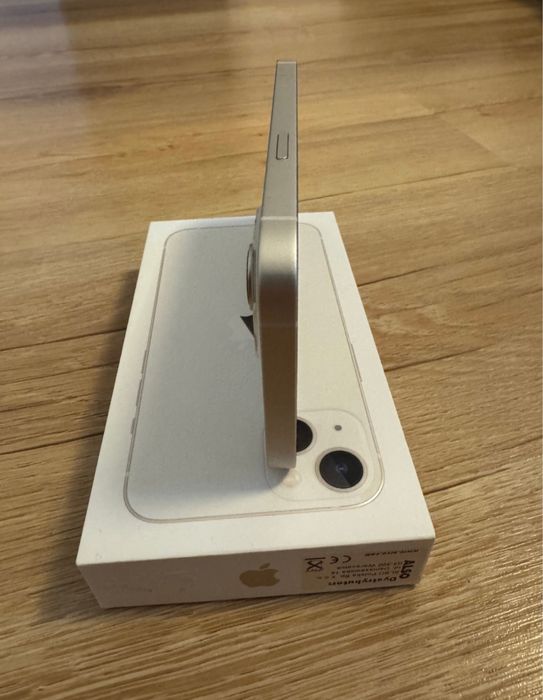 iPhone 13 128GB Biały – Stan idealny, gratis etui!