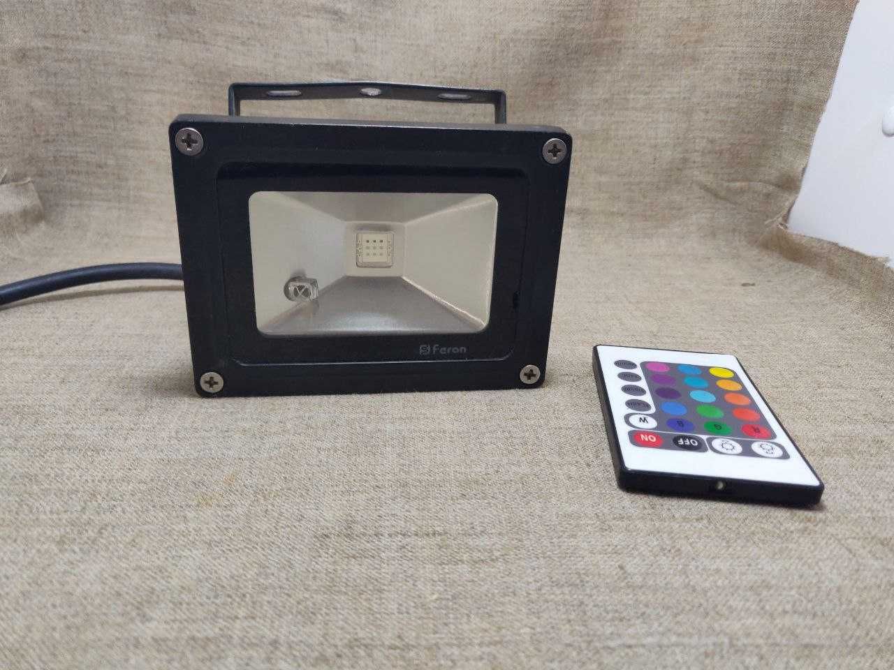 Світлодіодний прожектор RGB 10W Feron led flood light