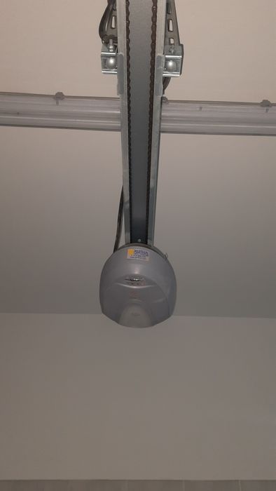 Portao de Geragem automatico com Motor + Estrutura