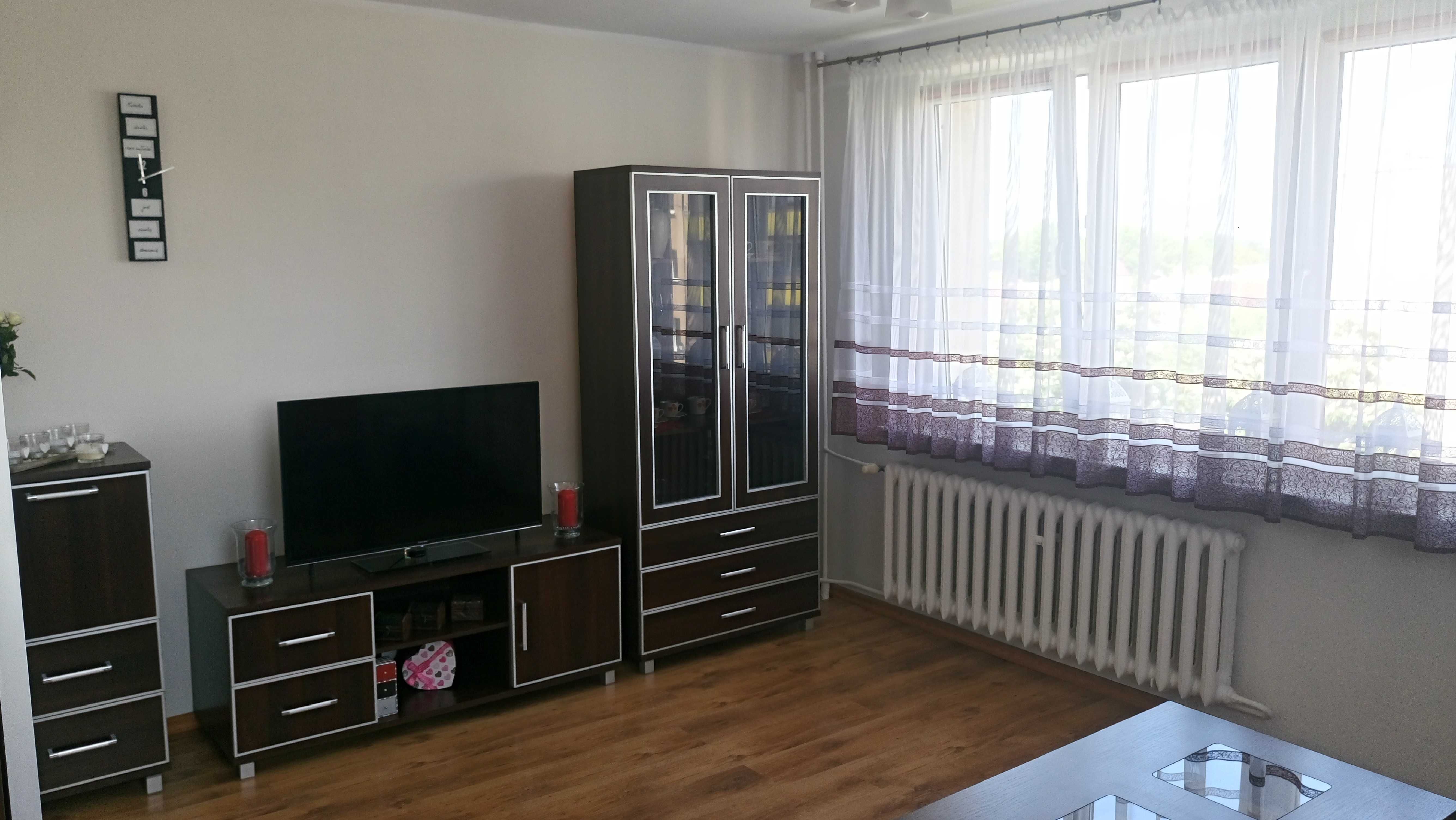 Wynajmę dużą kawalerkę Os. Muzyków Żary - Rezerwacja