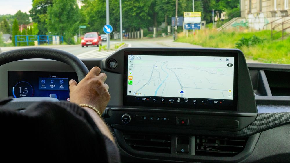 Wynajem Nowy Bus 9 osobowy wersja Long
