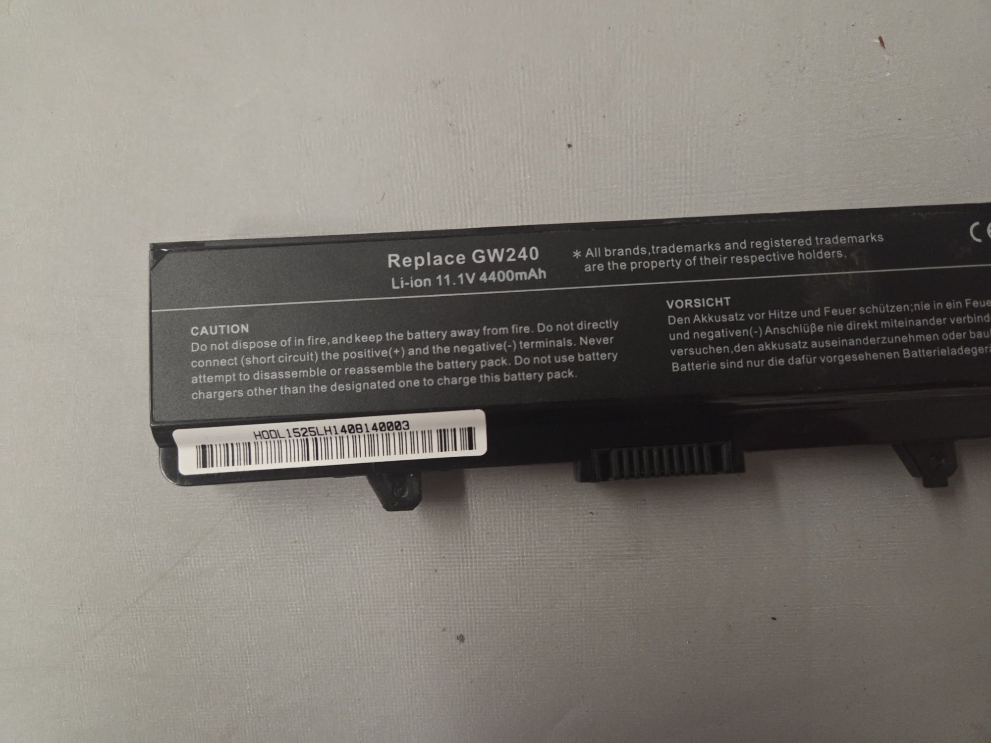 Sprzedam baterię do laptopa DELL INSPIRON 1545