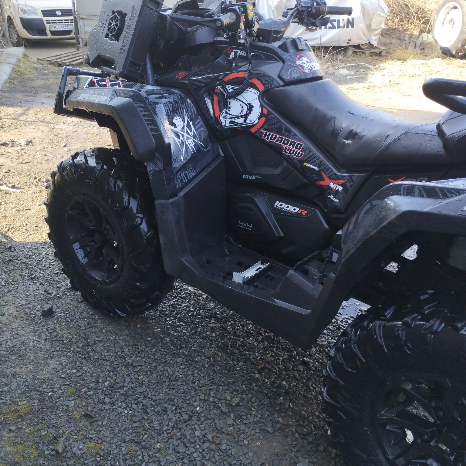 Квадроцикл BRP OUTLENDER XMR 1000
