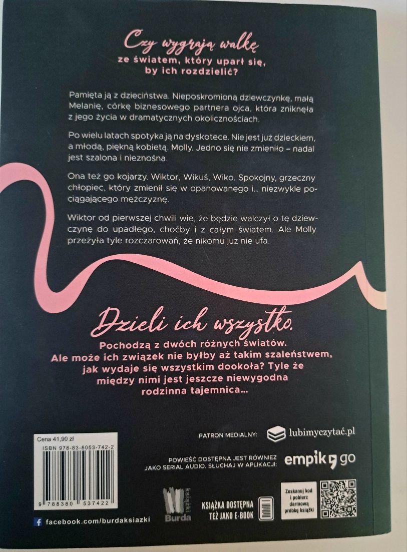 Molly - Agnieszka Lingas-Łoniewska