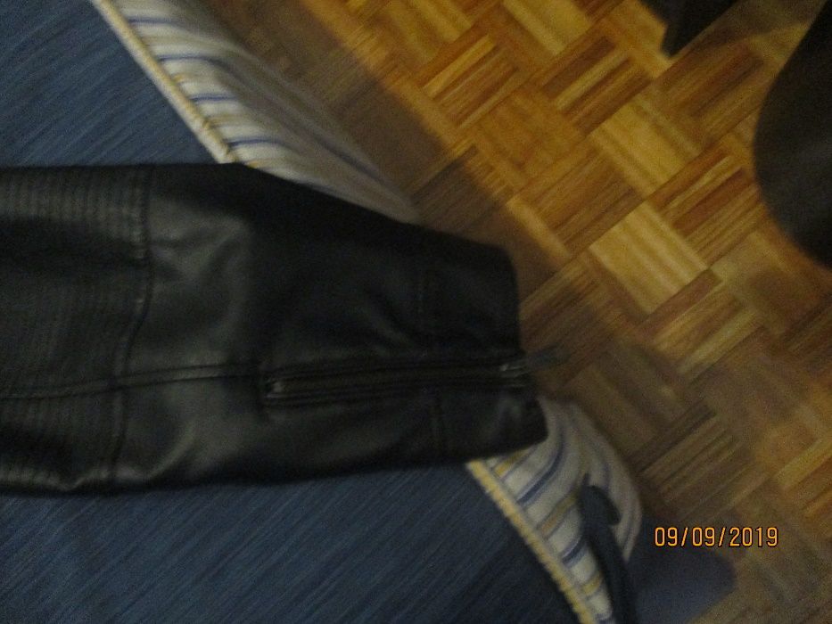 Vendo casaco preto