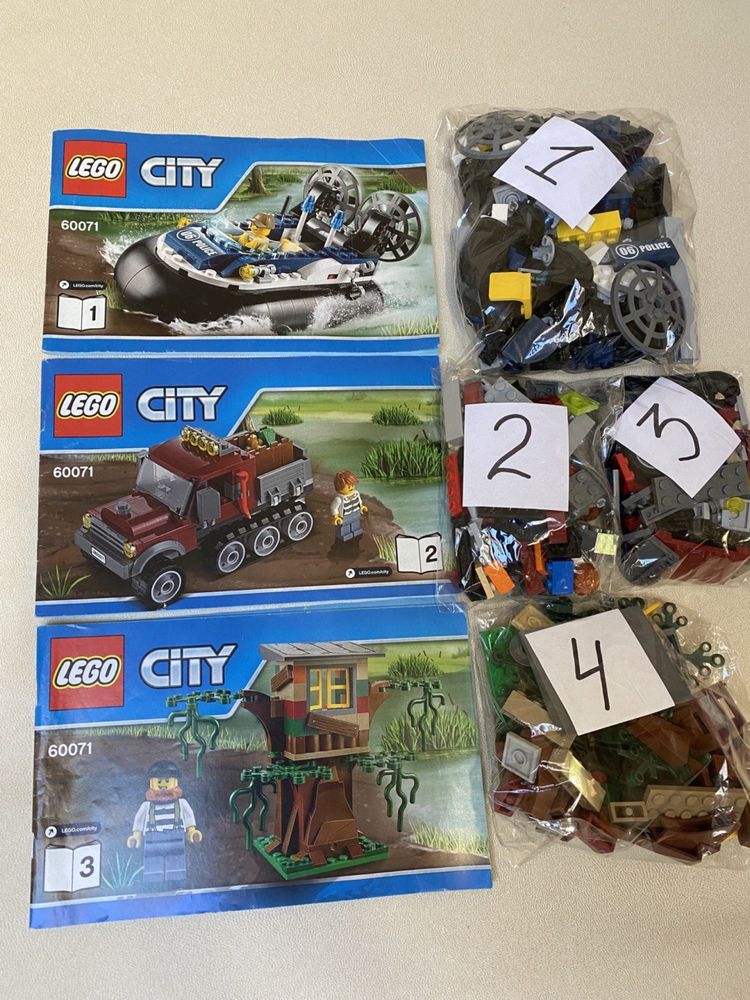 Набор LEGO City 60071 Полицейский корабль на воздушной подушке.