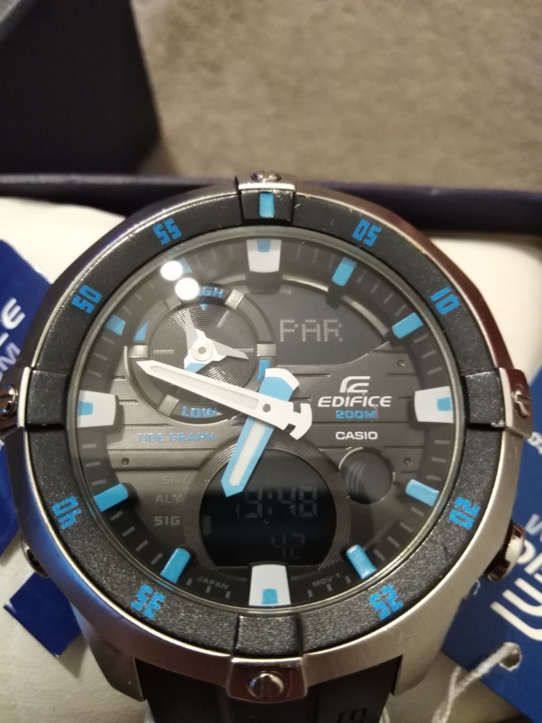 Zegarek Casio Edifice 5299 EMA-100-1AVDF