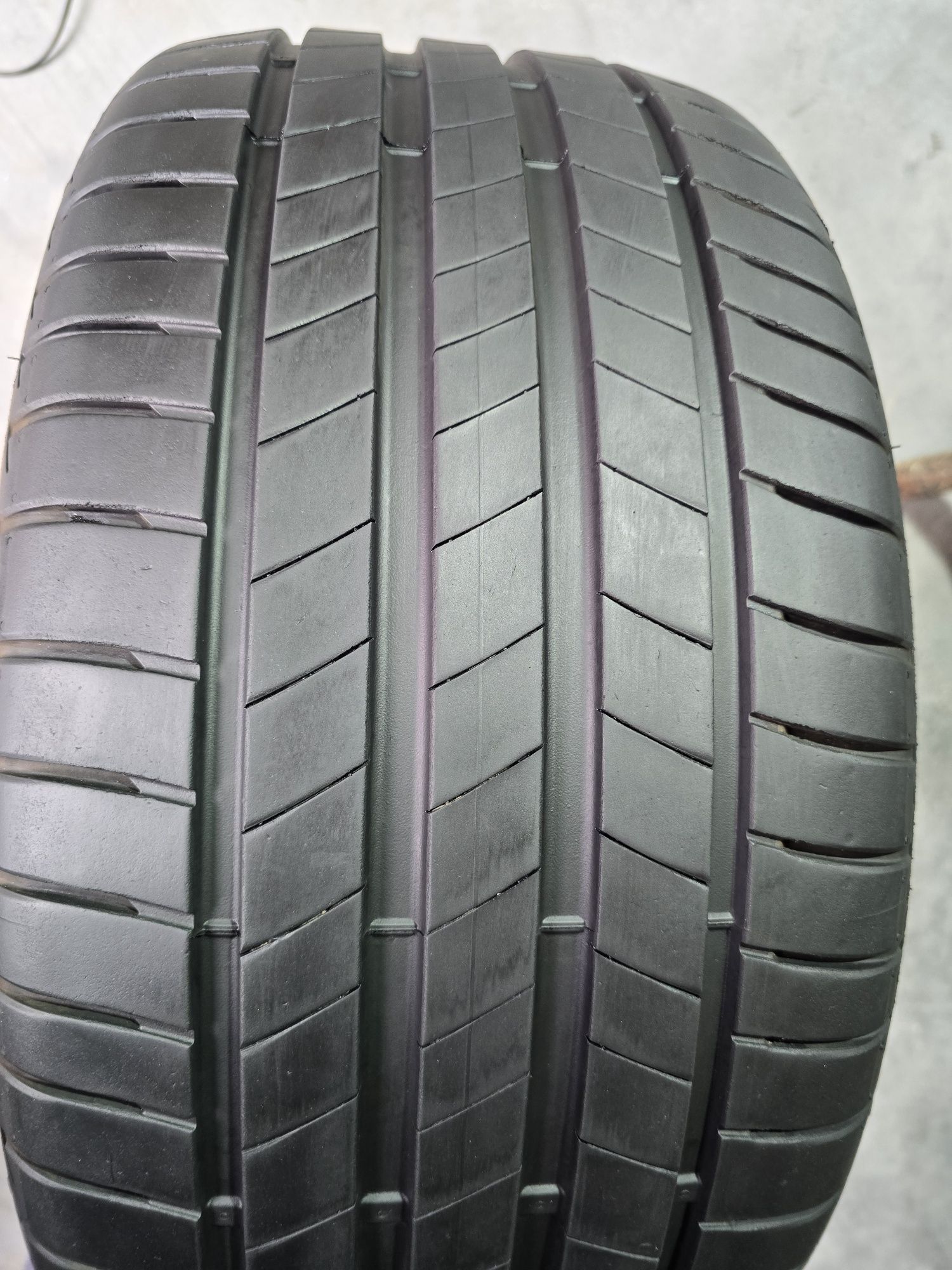 255/35/21 Bridgestone T005 AO, jak nowe 6,5mm z 24r.