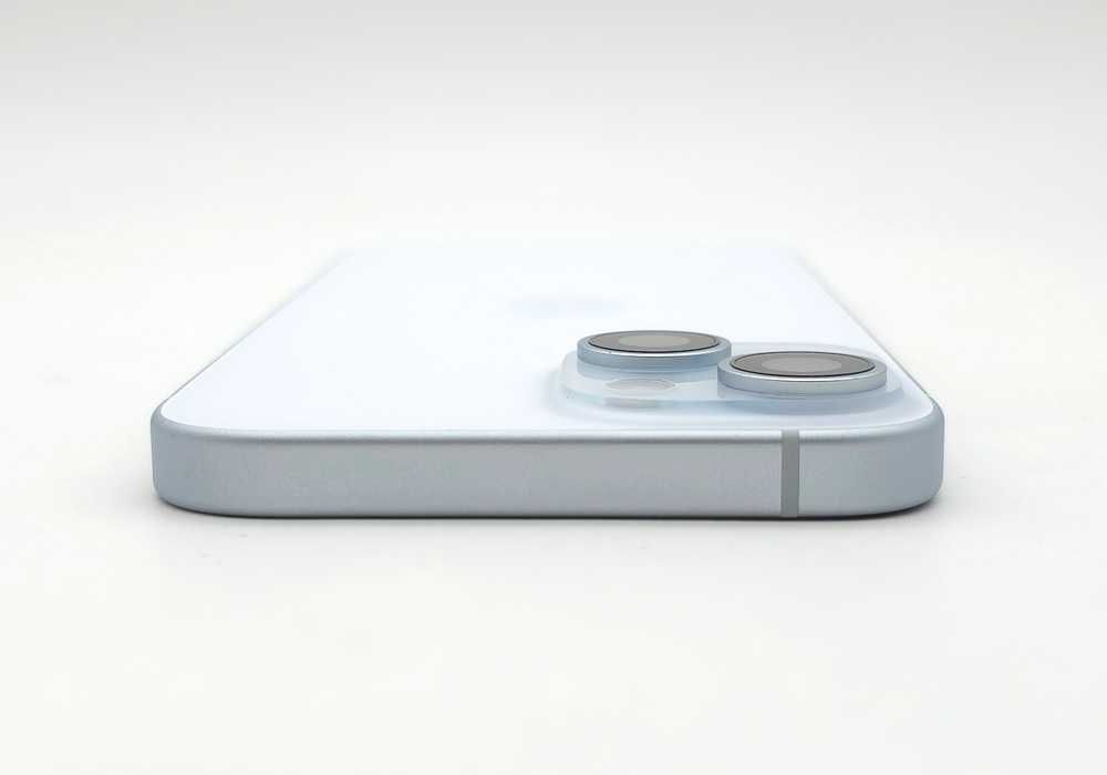 iPhone 15 128GB Blue (A2846) АКБ 100% / USA НЕВЕРЛОК айфон